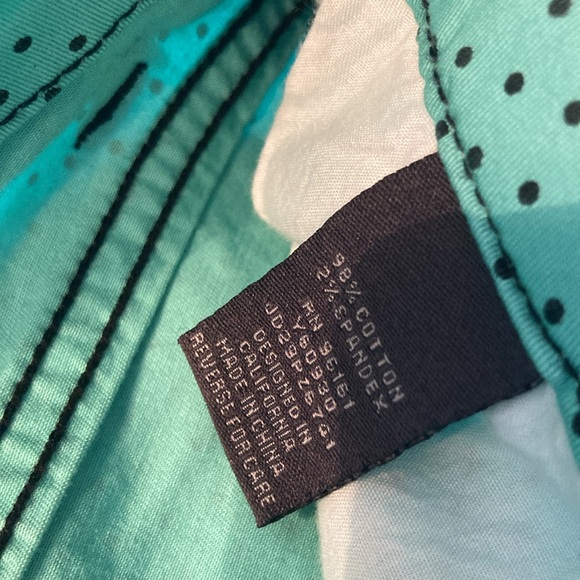 Women’s Be Bop green black polka dot cuffed hem shorts size 5 - NWT - Picture 8 of 9